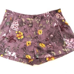 H&M floral shorts